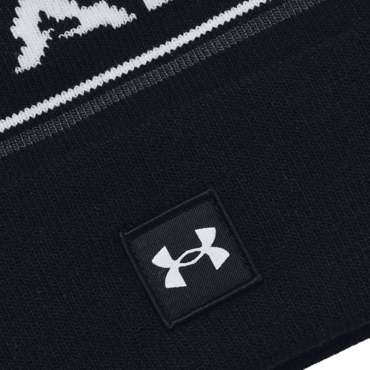 Under Armour Halftime Golf Pom Beanie 1379985 – Image 2