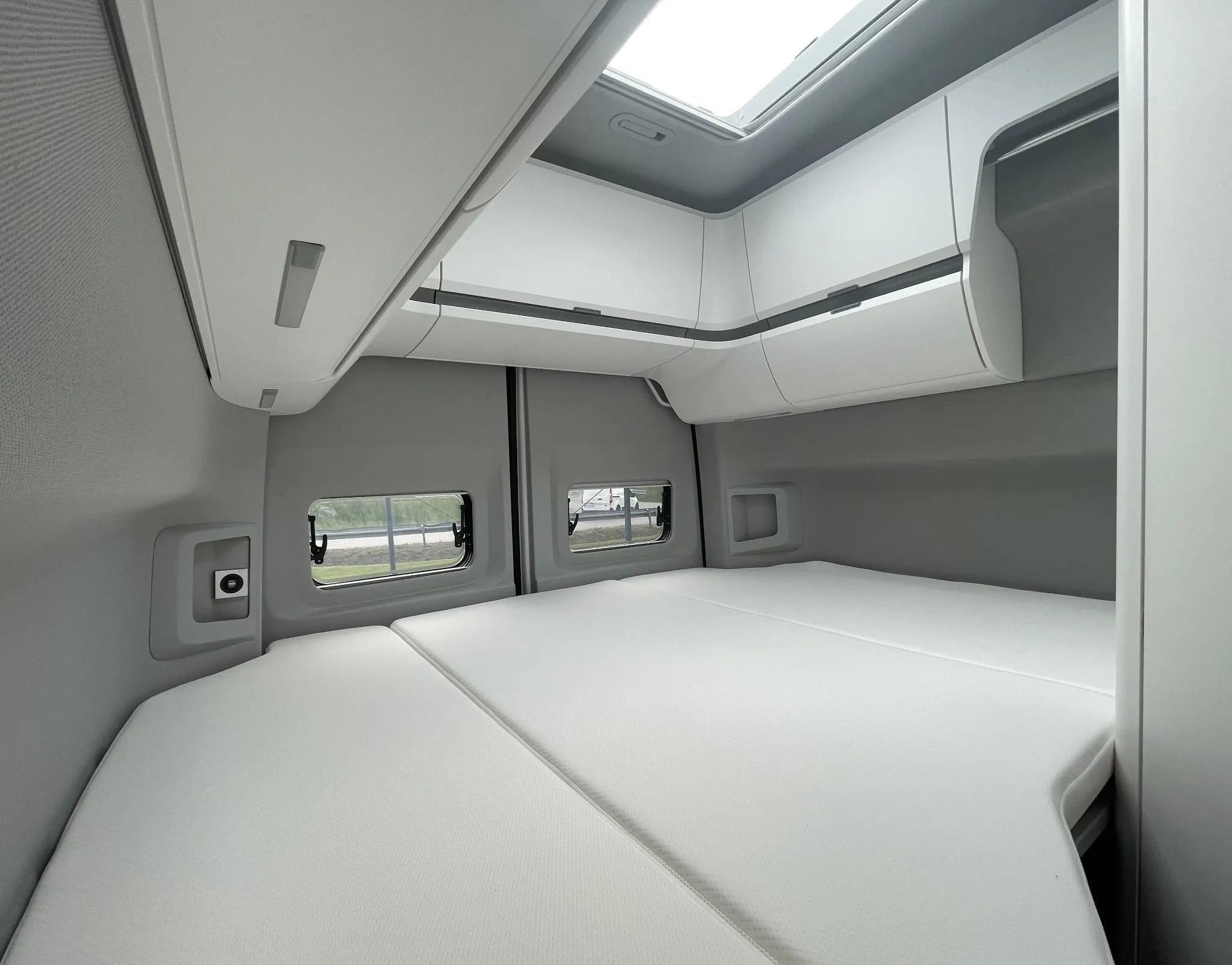 Volkswagen Grand California 177ch S-tronic – Image 4
