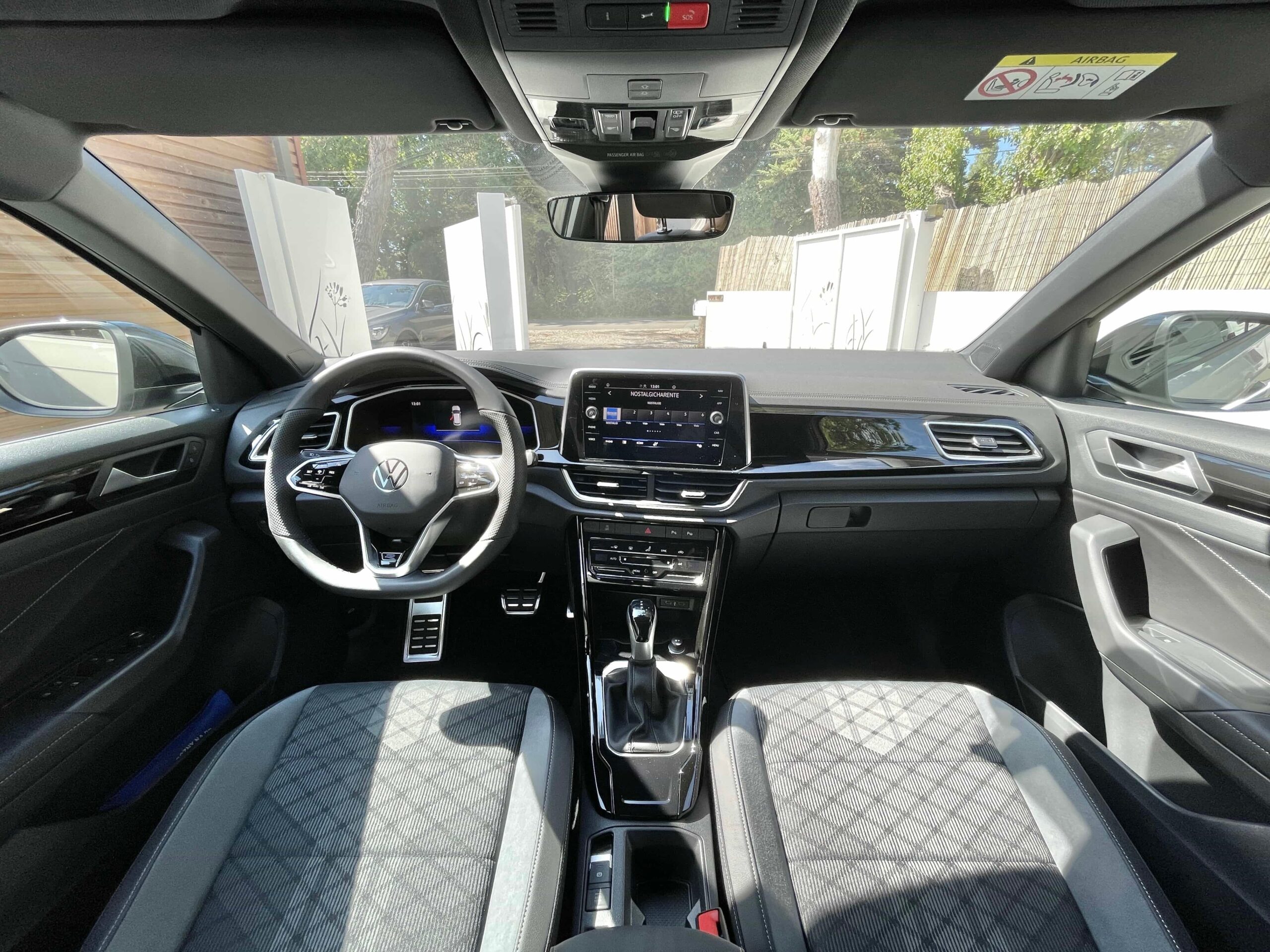 Volkswagen T-Roc R-Line – Image 4