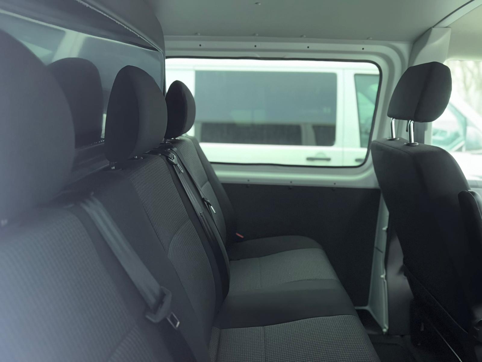 Volkswagen T6.1 Transporter Procab – Image 6