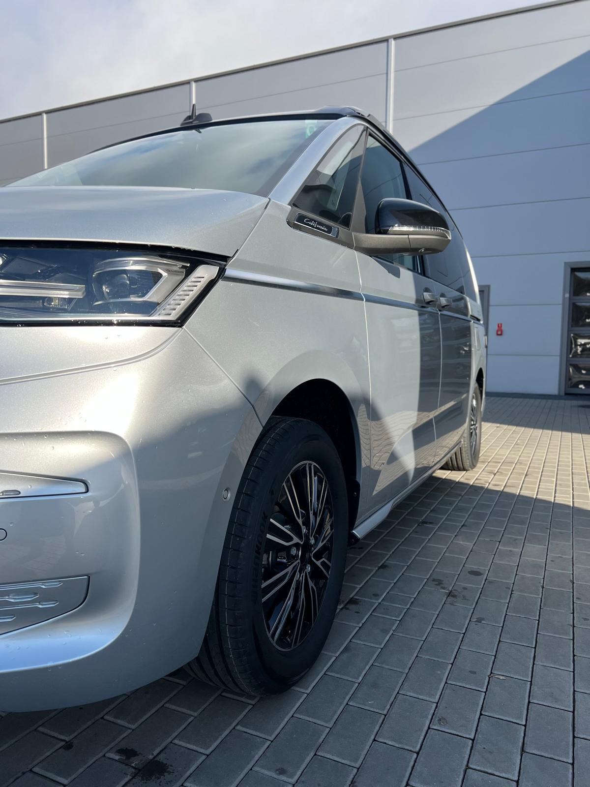 Volkswagen California T7 Beach Camper 2025 – Image 6