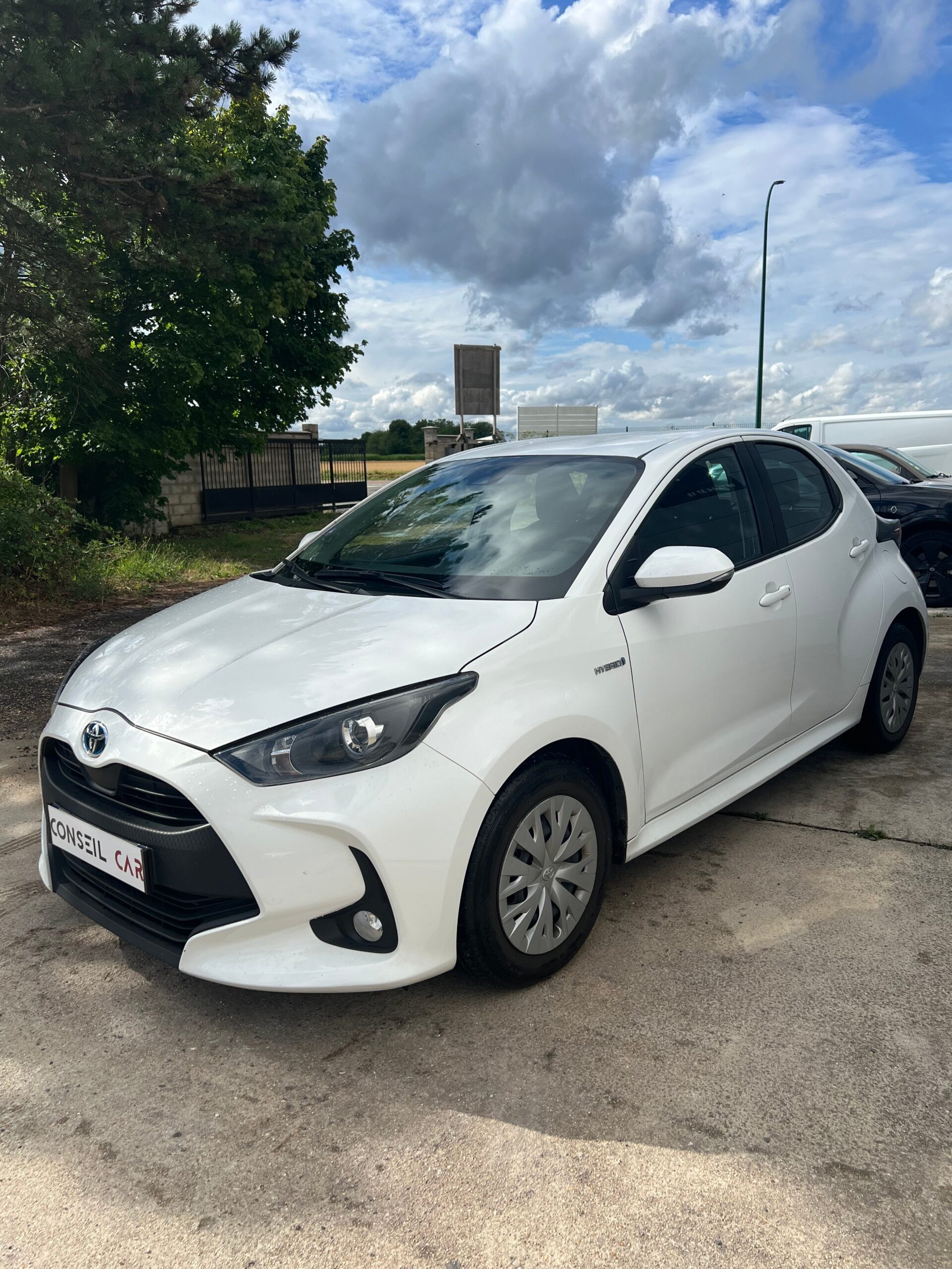 TOYOTA Yaris 1.5 116H Hybride – Image 3