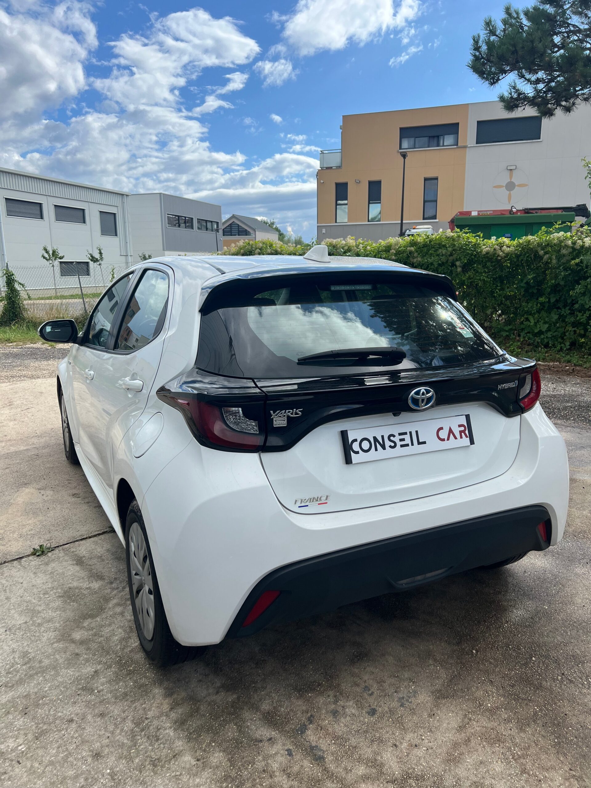 TOYOTA Yaris 1.5 116H Hybride – Image 4