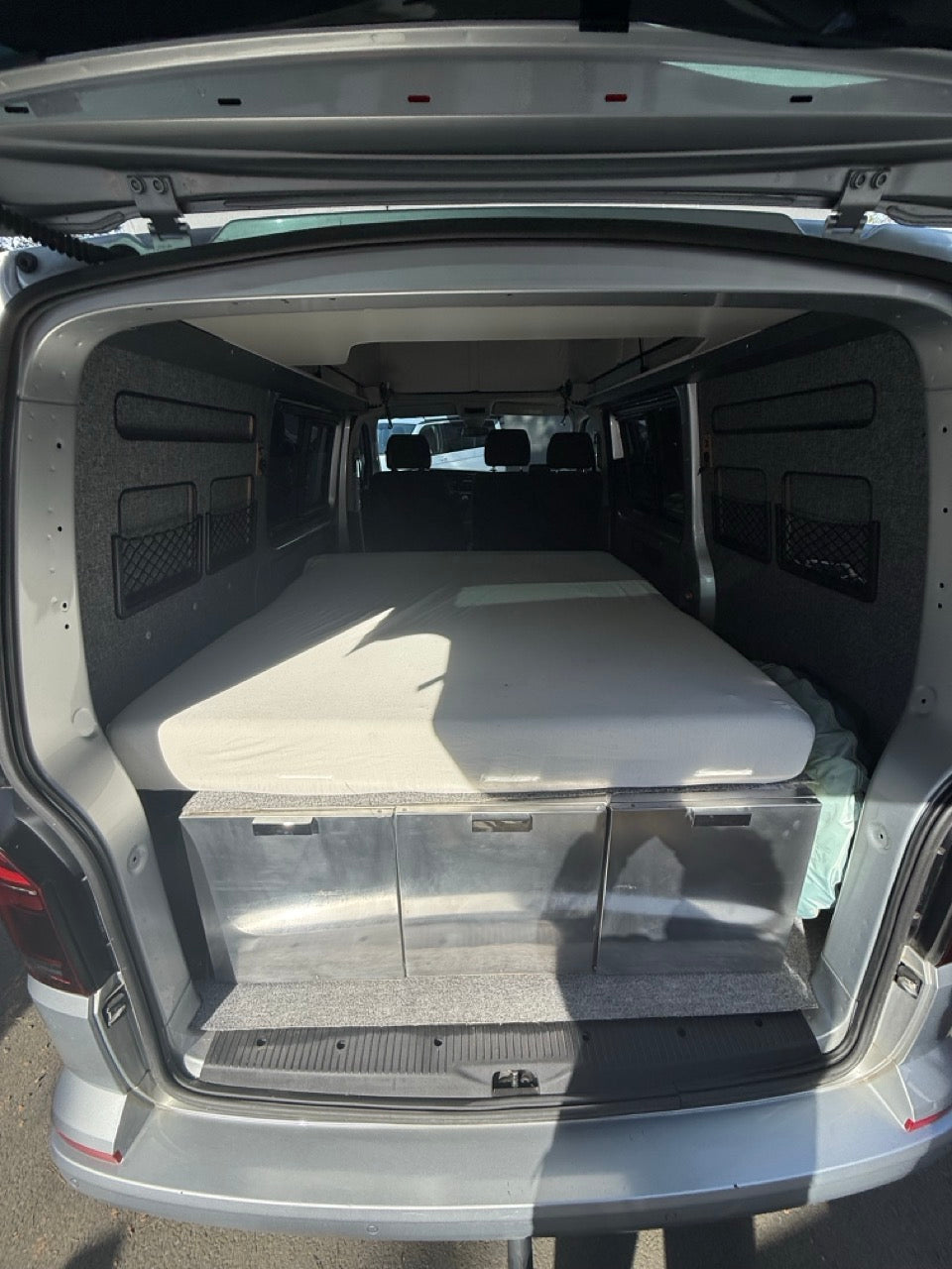 Volkswagen T6.1 Transporter Edition Bulli – Image 5
