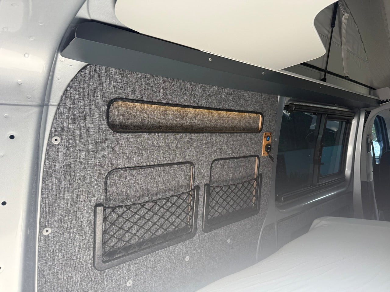 Volkswagen T6.1 Transporter Edition Bulli – Image 6