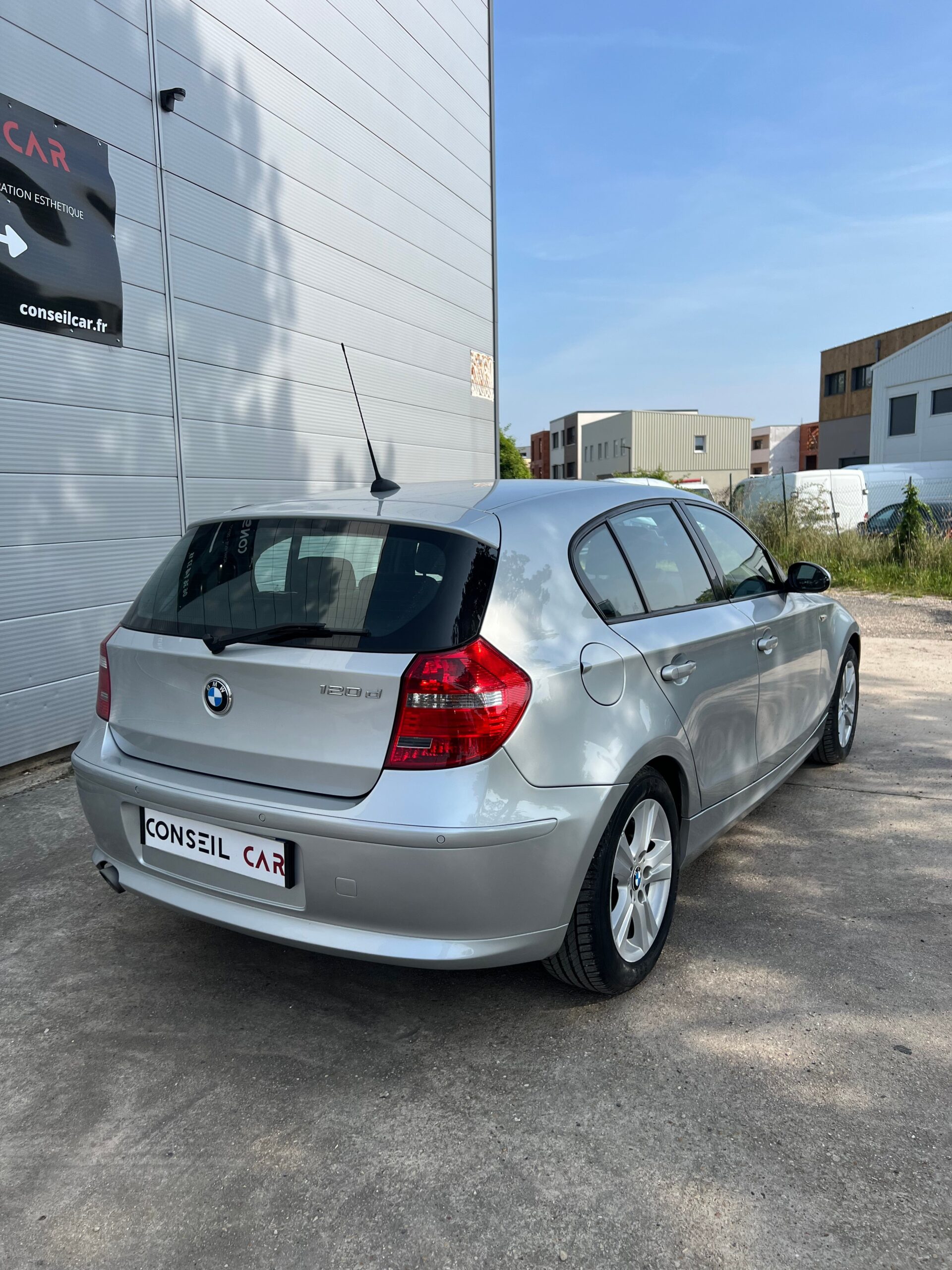 BMW Serie 1 120D Pack Multimédia – Image 2