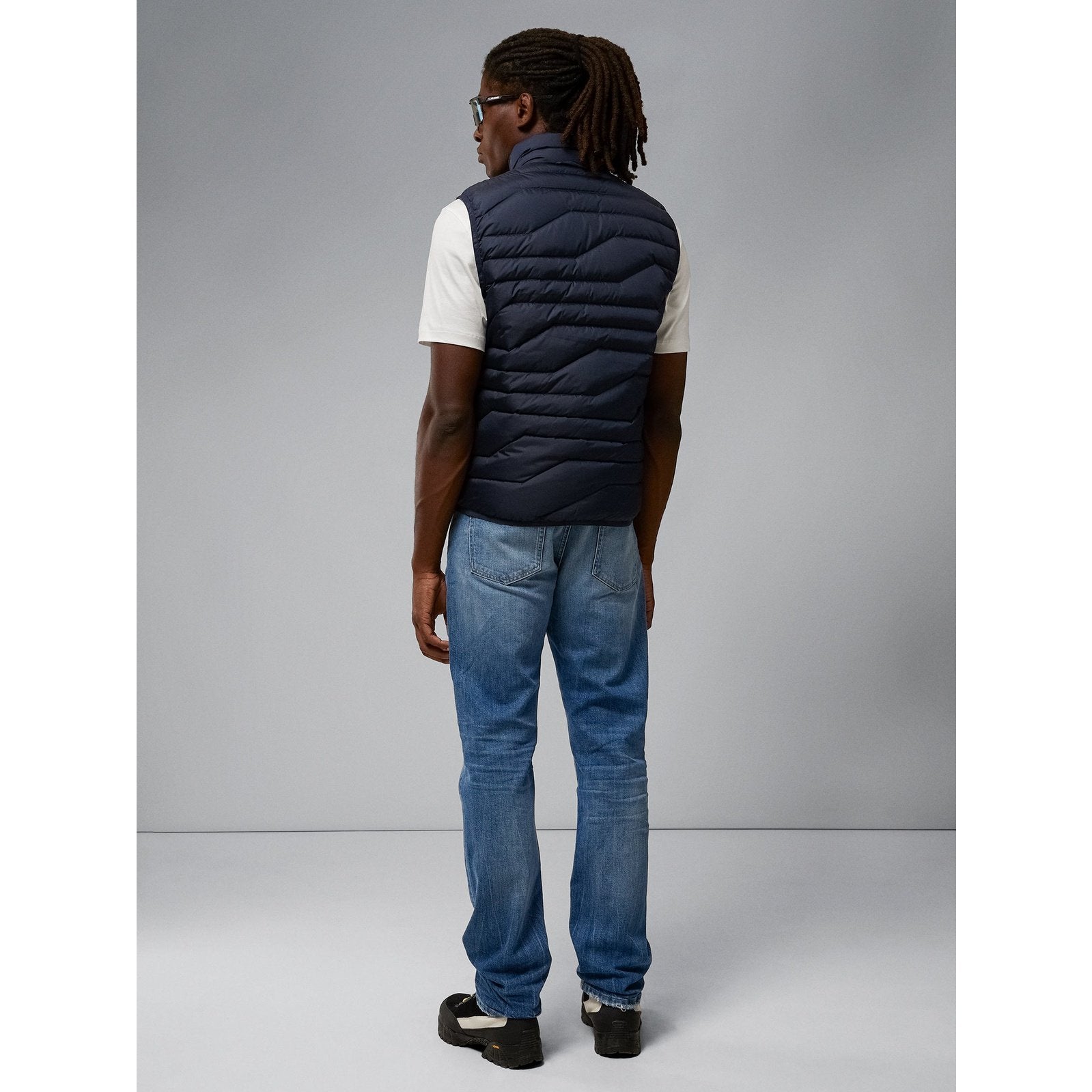 J.Lindeberg Cliff Light Down Golf Vest AMOW06707 – Image 4