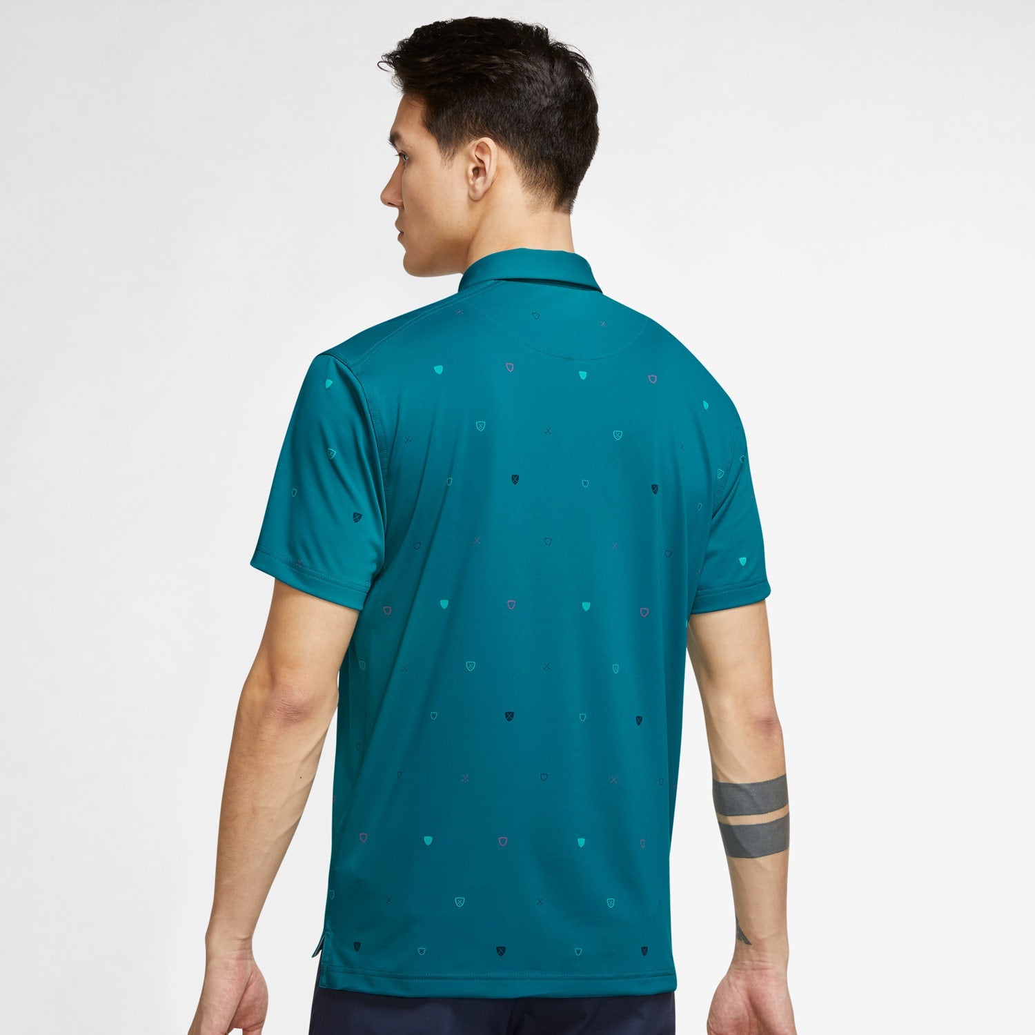 Nike Dri-Fit Player Heritage Print Golf Shirt DH0645 – Image 2